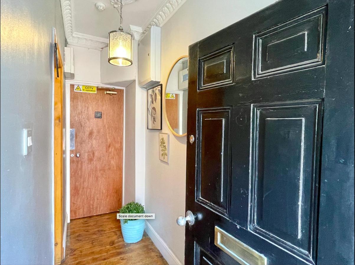 The Location- 1 Free Private Parking Space - 60 Second Walk 2 Minster! York Exterior foto